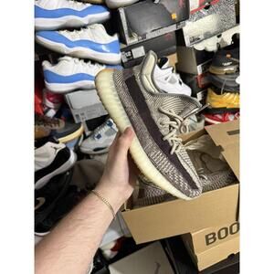 Yeezy 350 boost zyon sz 10.5